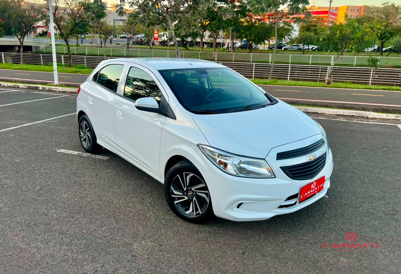 Chevrolet ONIX HATCH Joy 1.0 8V Flex 5p Mec.