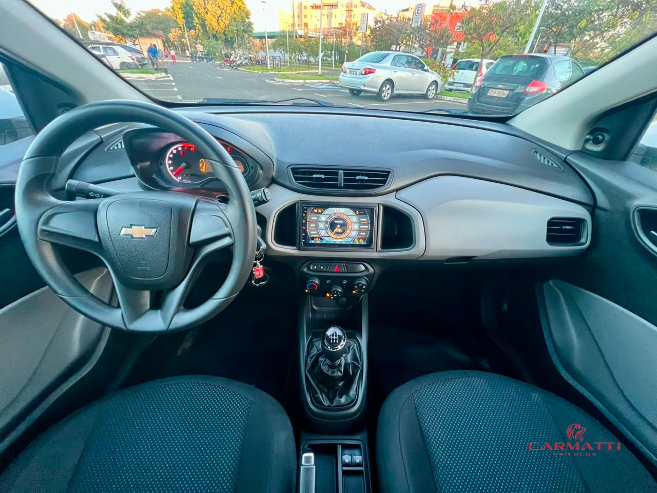 Chevrolet ONIX HATCH Joy 1.0 8V Flex 5p Mec. foto 5
