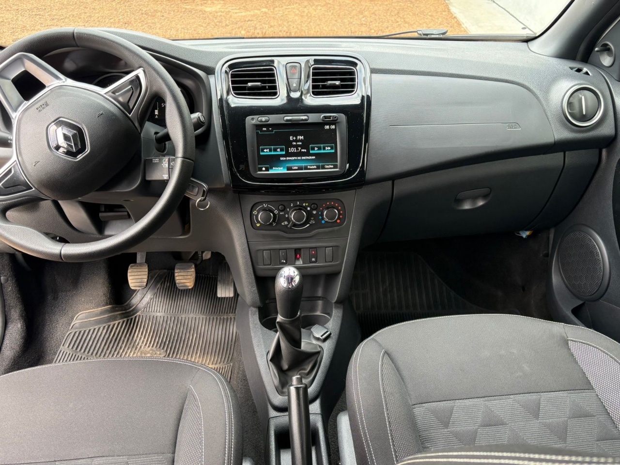 Renault LOGAN Zen Flex 1.0 12V 4p Mec. foto 12