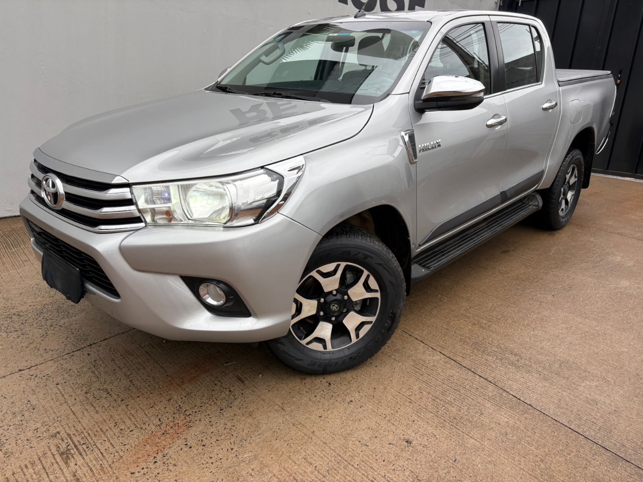 Toyota Hilux CD SR 4x2 2.7 16V/2.7 Flex Mec. foto 2