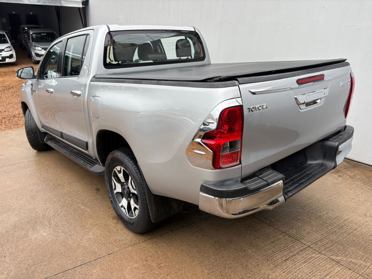 Toyota Hilux CD SR 4x2 2.7 16V/2.7 Flex Mec. foto 3