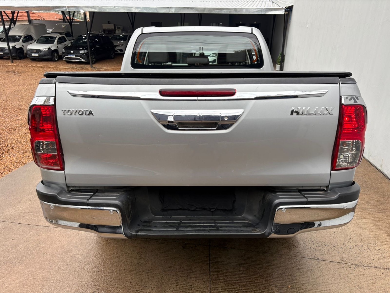 Toyota Hilux CD SR 4x2 2.7 16V/2.7 Flex Mec. foto 4