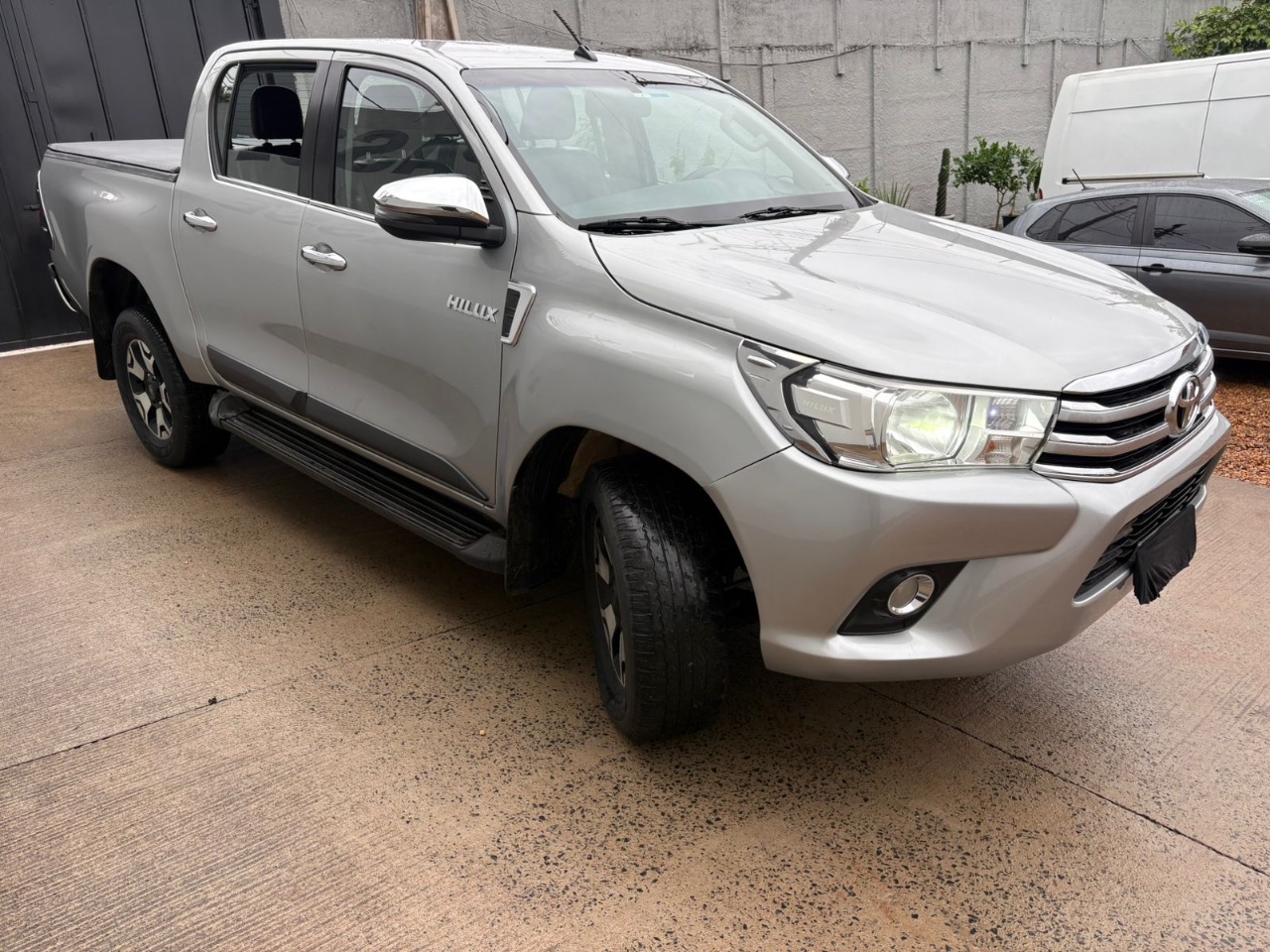 Toyota Hilux CD SR 4x2 2.7 16V/2.7 Flex Mec. foto 6