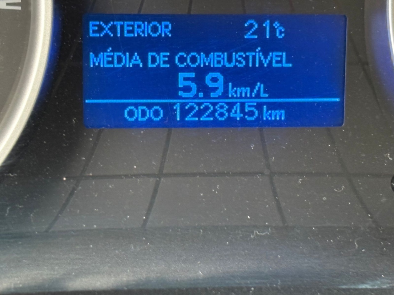 Toyota Hilux CD SR 4x2 2.7 16V/2.7 Flex Mec. foto 12
