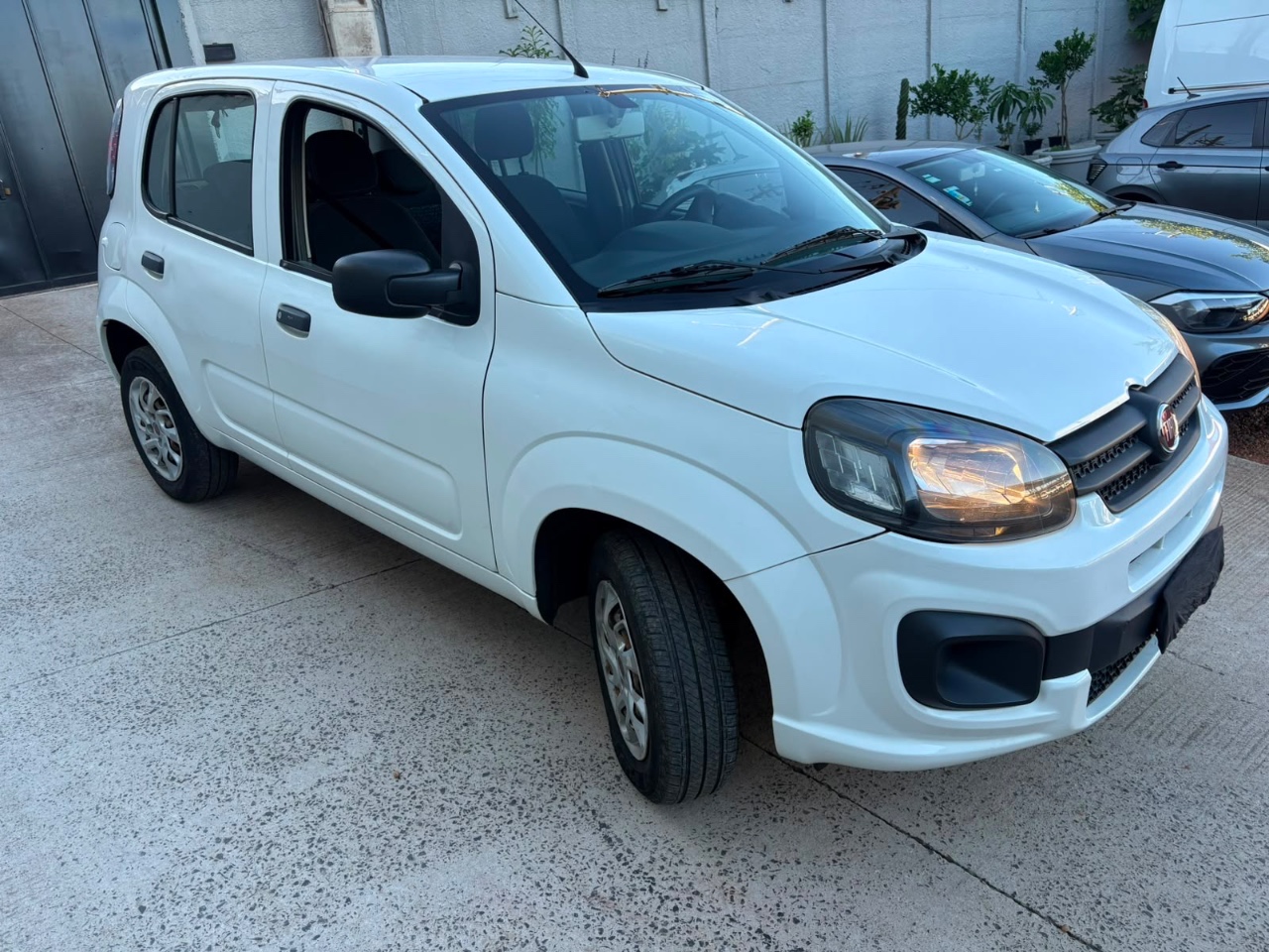 Fiat UNO ATTRACTIVE 1.0 Fire Flex 8V 5p foto 6
