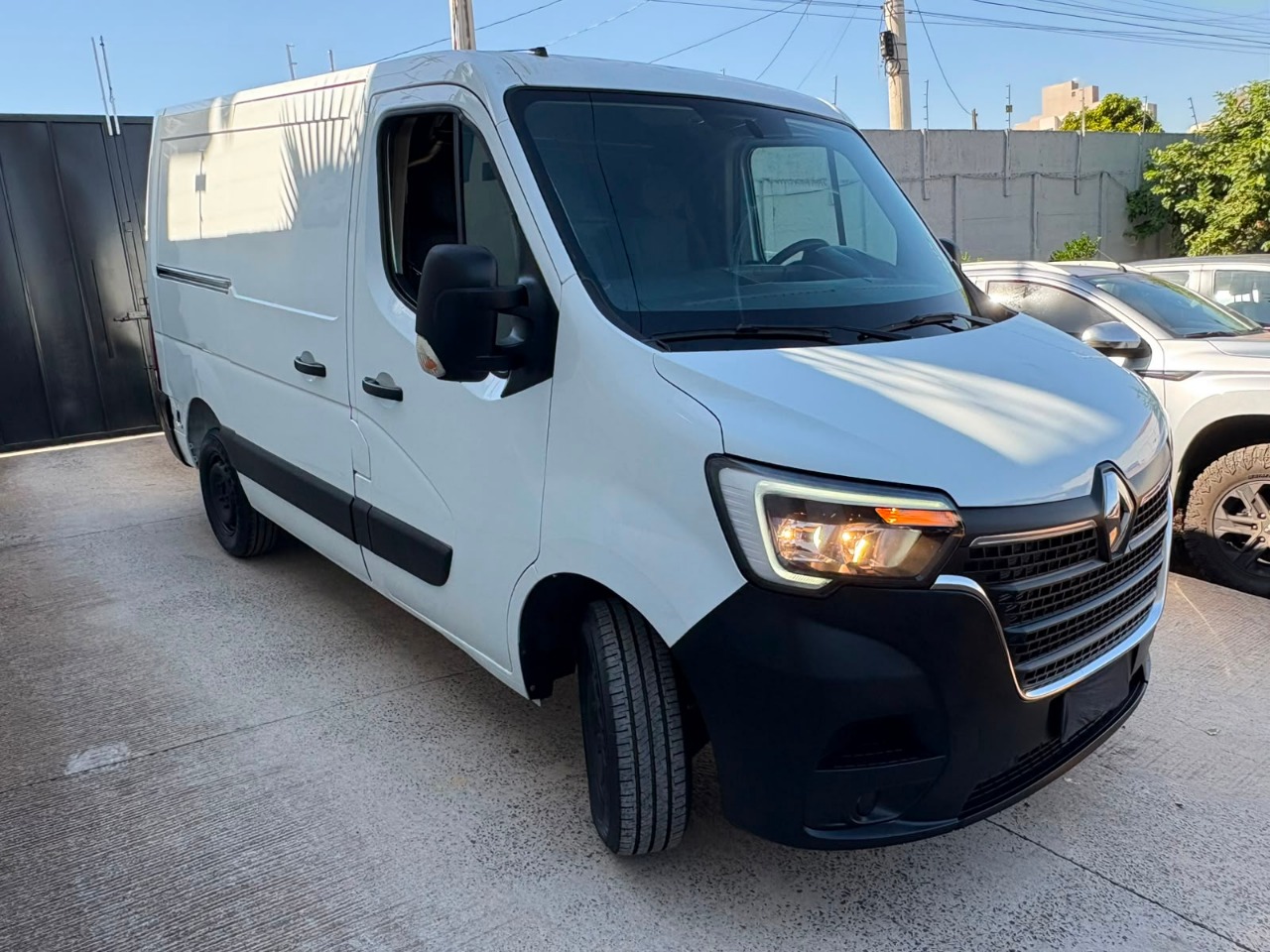 Renault Master L1H1 2.3 dCi Furgão 16V Diesel 8