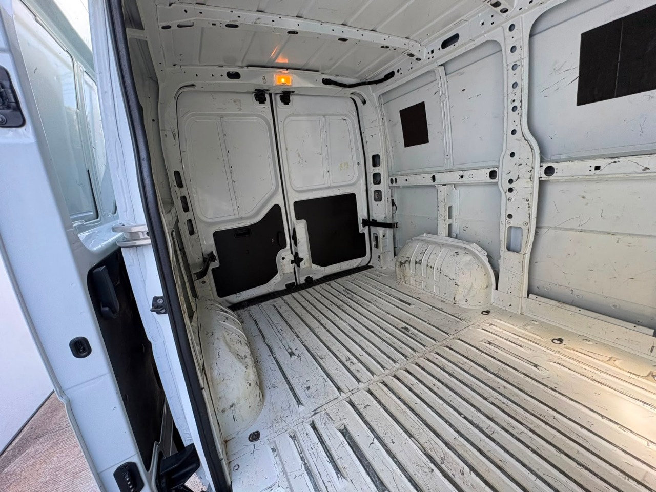 Renault Master L1H1 2.3 dCi Furgão 16V Diesel 13