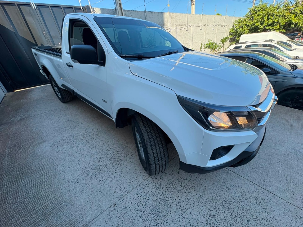 GM - Chevrolet S10 Pick-Up LS 2.8 TDI 4x4 CS Diesel 6