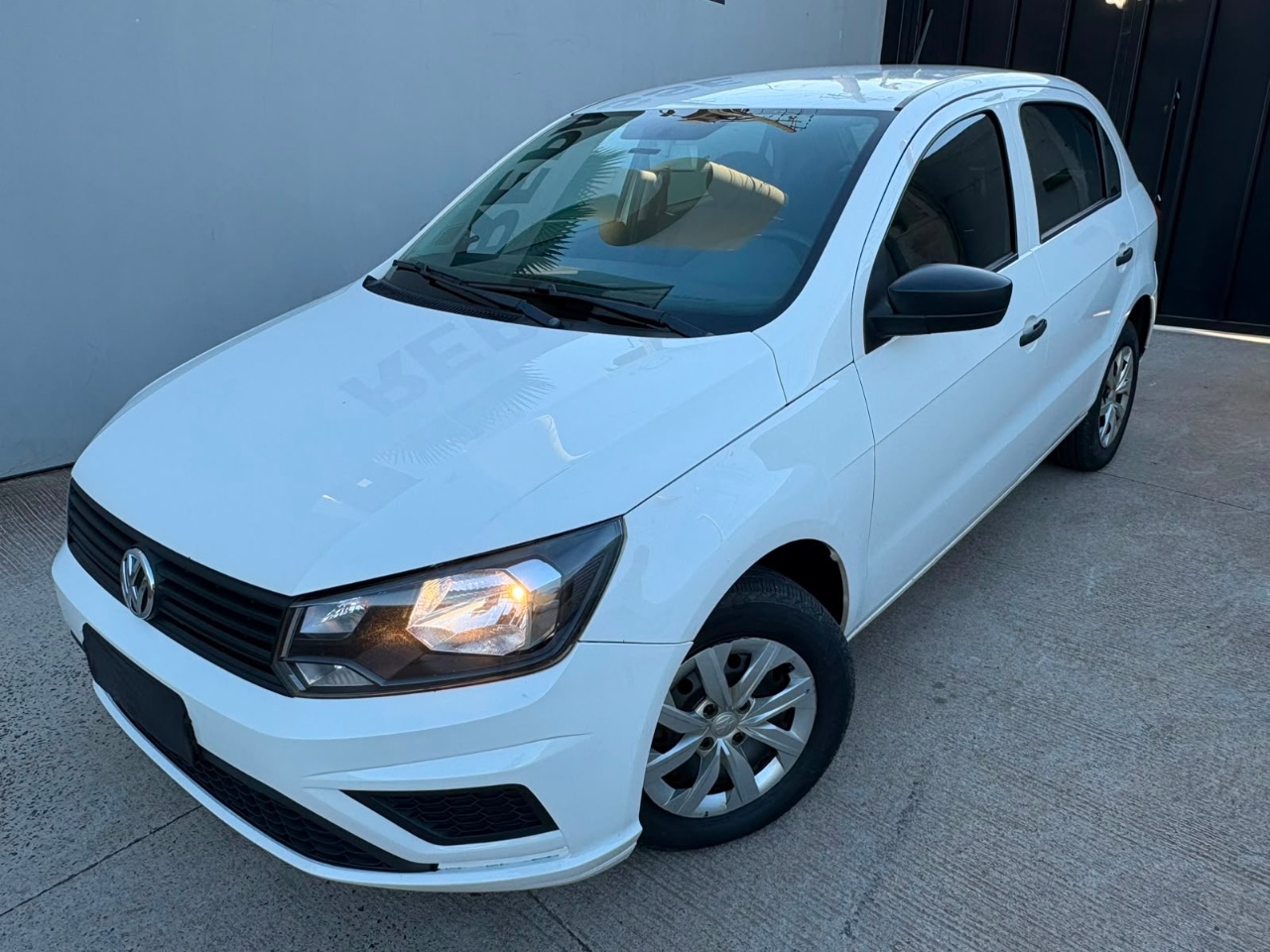 VW - VolksWagen Gol 1.0 Flex 12V 5p 2