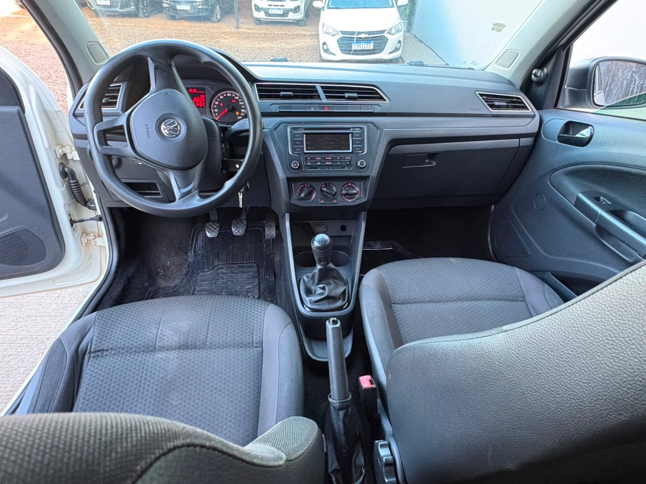 VW - VolksWagen Gol 1.0 Flex 12V 5p 10
