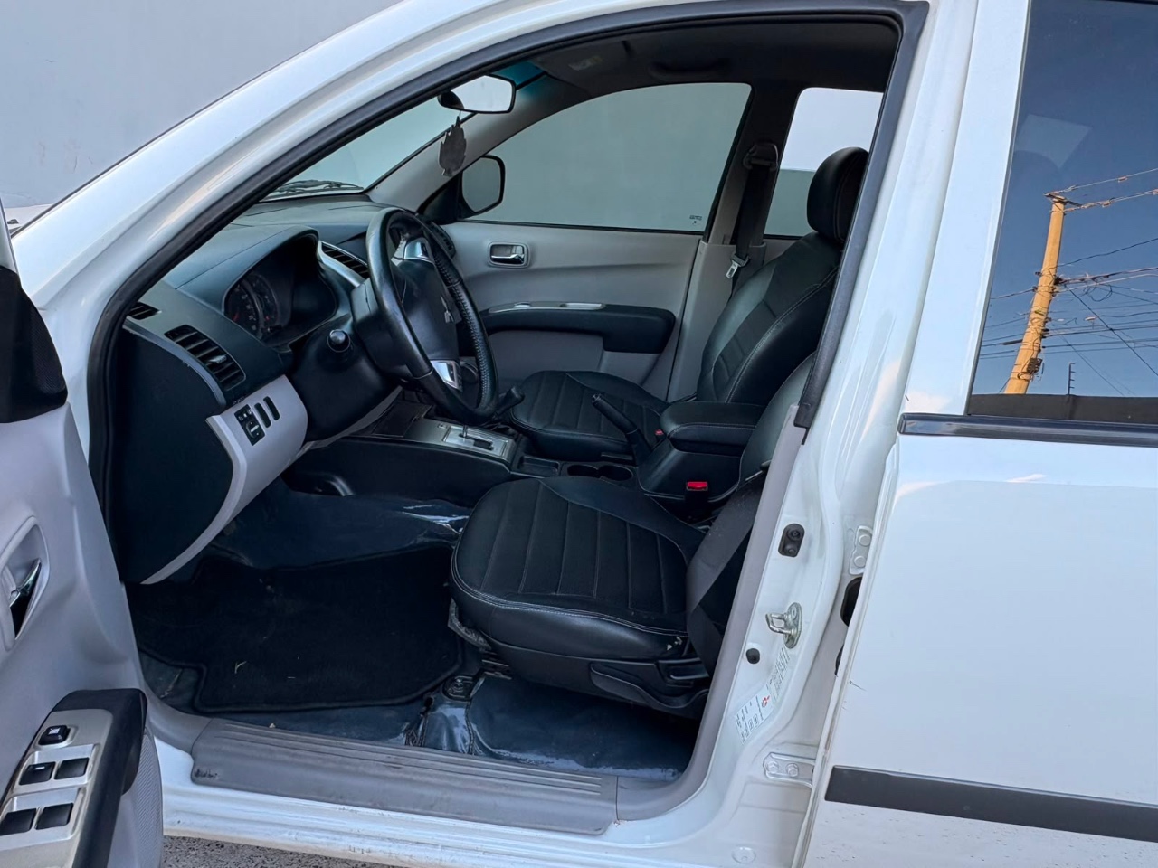 Mitsubishi L200 T.OUTDOOR 3.2 CD TB Int. Dies. Aut. 8