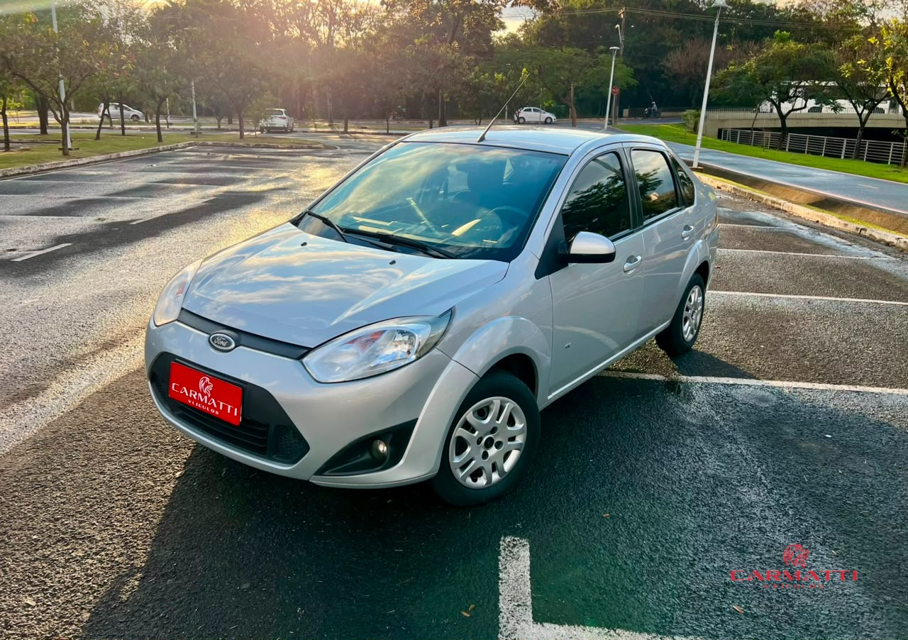 Ford Fiesta Sedan SE 1.6 8V Flex 4p 3