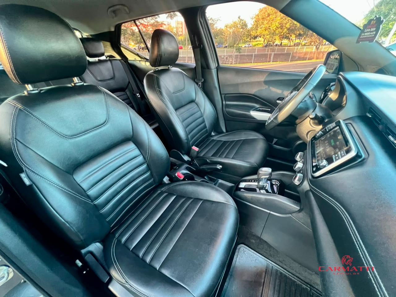 Nissan KICKS SV 1.6 16V FlexStar 5p Aut. 8