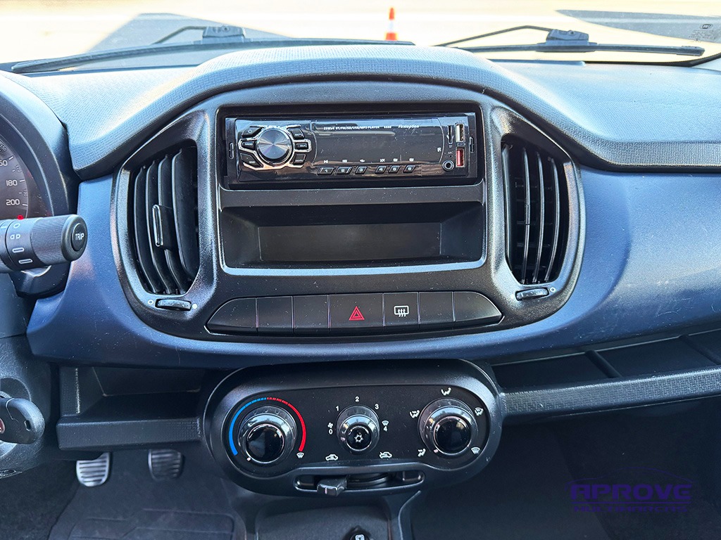 Fiat UNO ATTRACTIVE 1.0 Fire Flex 8V 5p foto 15