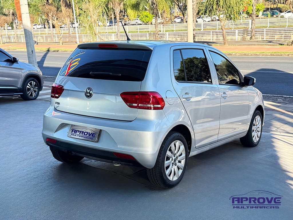 Volkswagen Fox Trendline 1.0 Flex 12V 5p foto 4