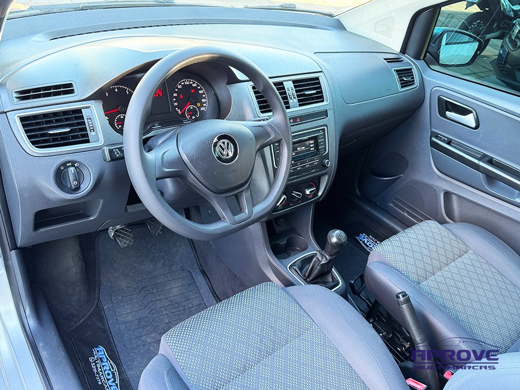 Volkswagen Fox Trendline 1.0 Flex 12V 5p foto 9