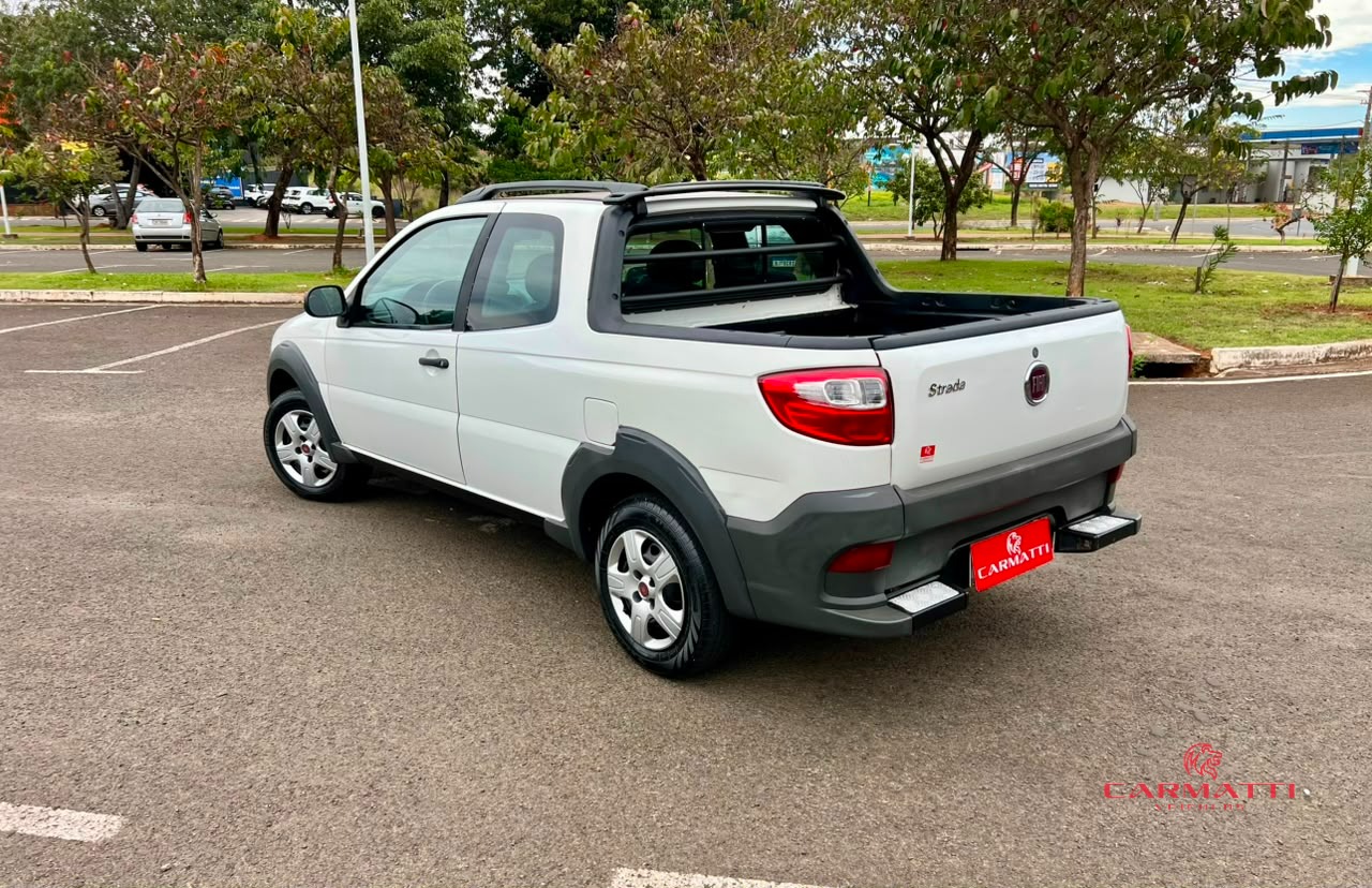 Fiat Strada Working HARD 1.4 Fire Flex 8V CD foto 2