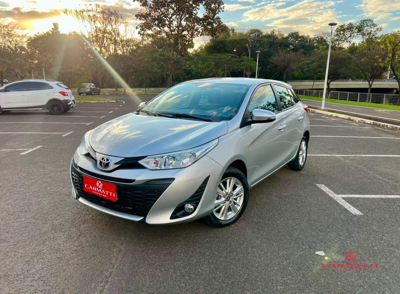 Toyota YARIS XL 1.3 Flex 16V 5p Aut. foto 3