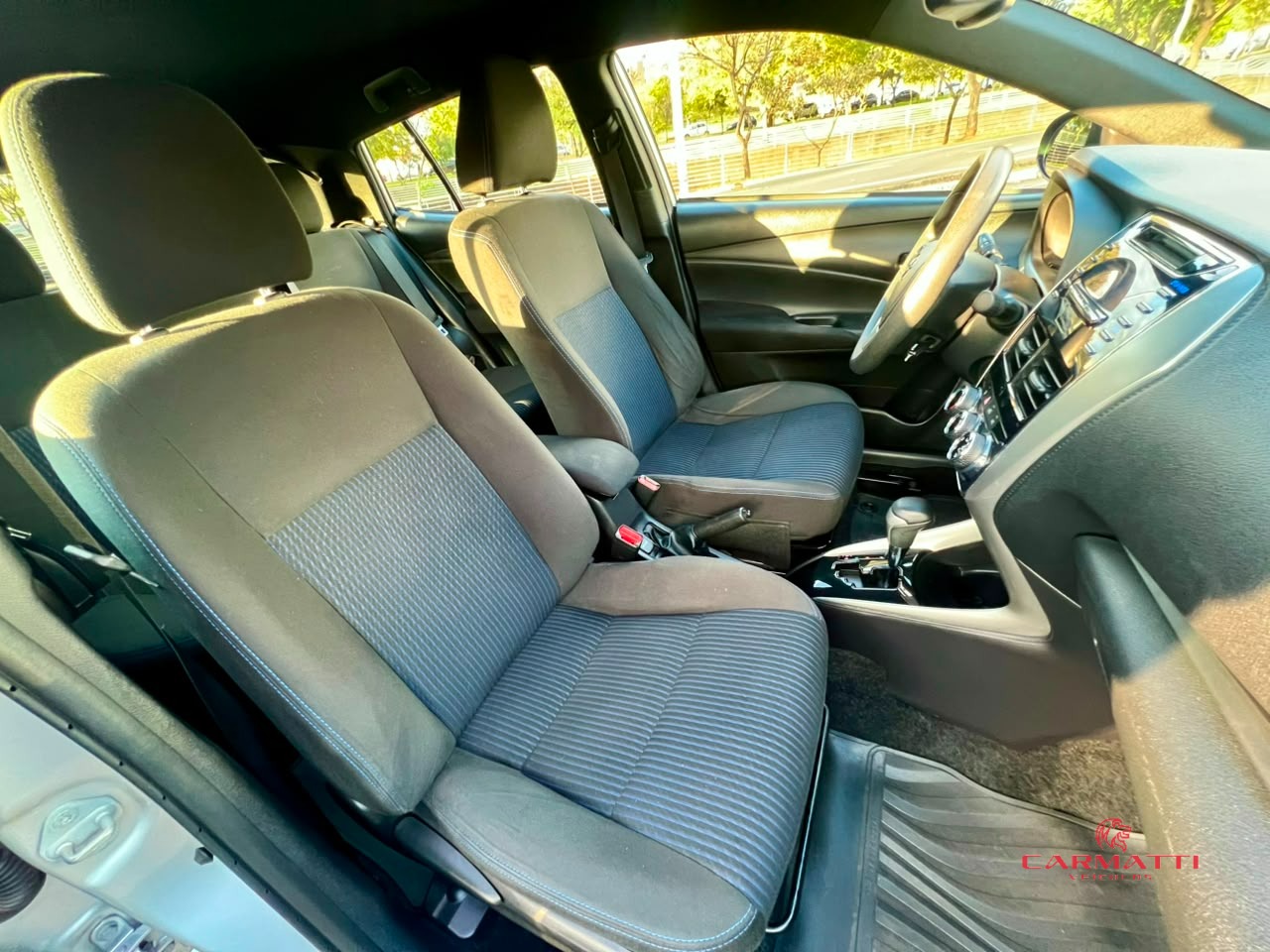 Toyota YARIS XL 1.3 Flex 16V 5p Aut. foto 8