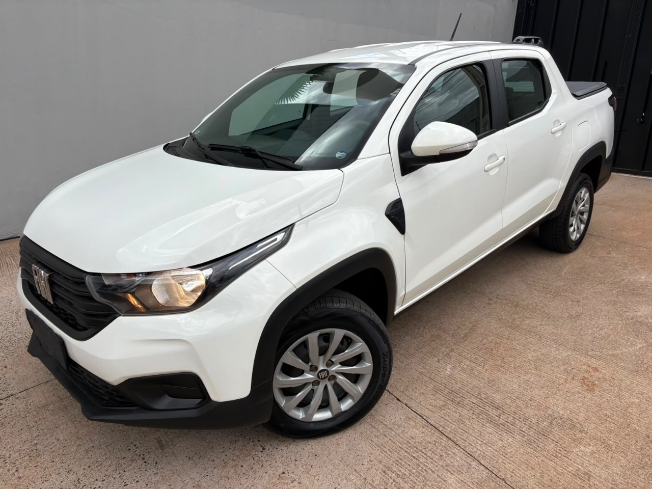 Fiat Strada Freedom 1.3 Flex 8V CD 2