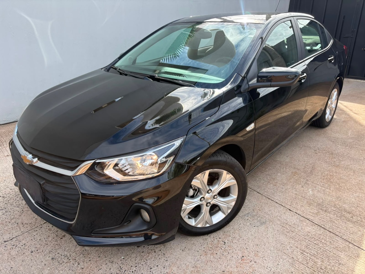 GM - Chevrolet ONIX SEDAN Plus LTZ 1.0 12V TB Flex Aut. 2
