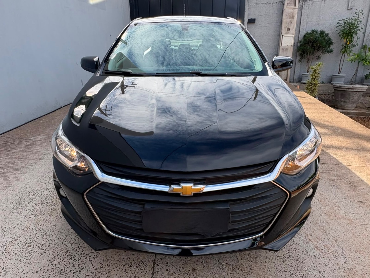 GM - Chevrolet ONIX SEDAN Plus LTZ 1.0 12V TB Flex Aut. 5