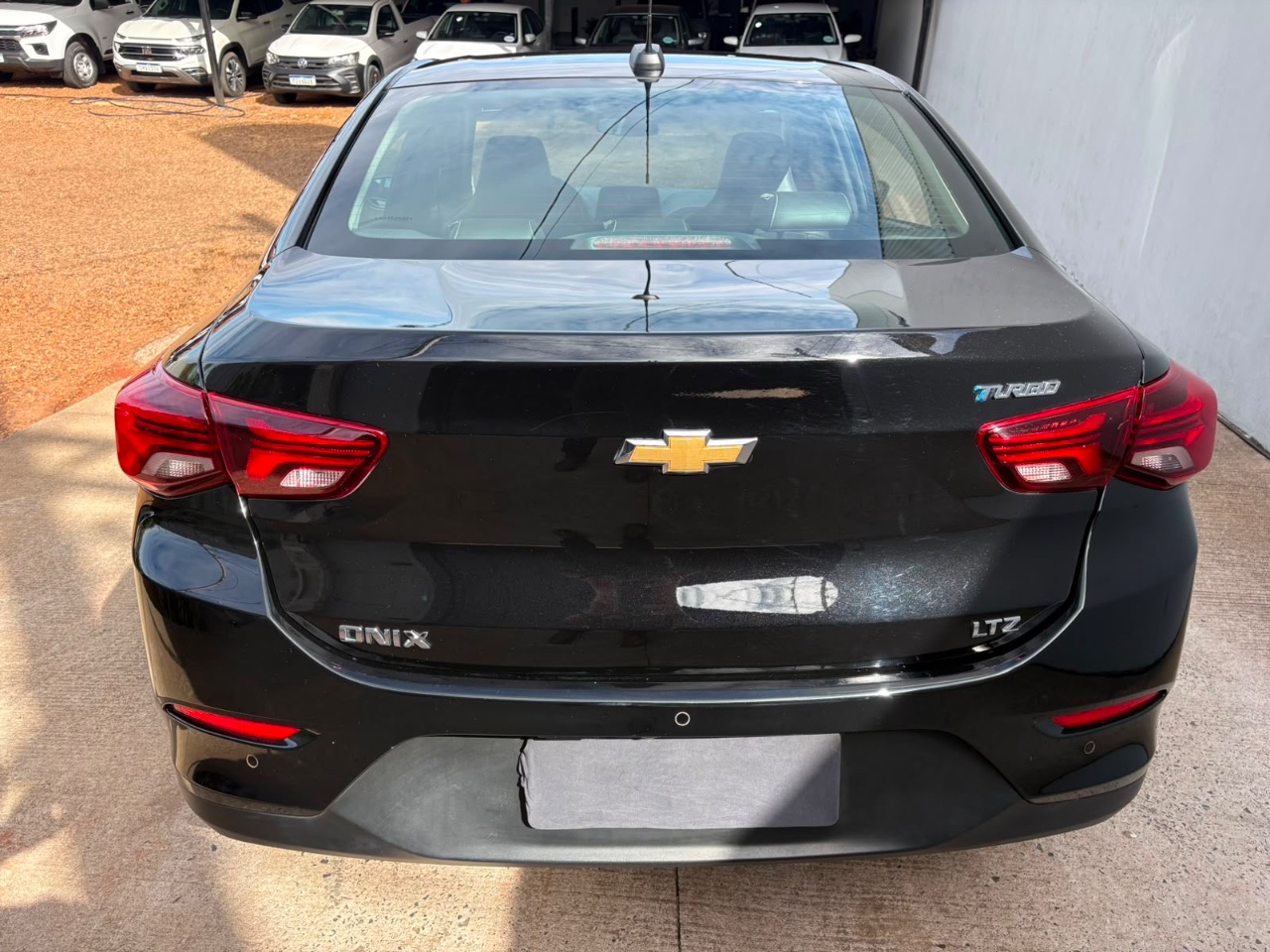 GM - Chevrolet ONIX SEDAN Plus LTZ 1.0 12V TB Flex Aut. 6