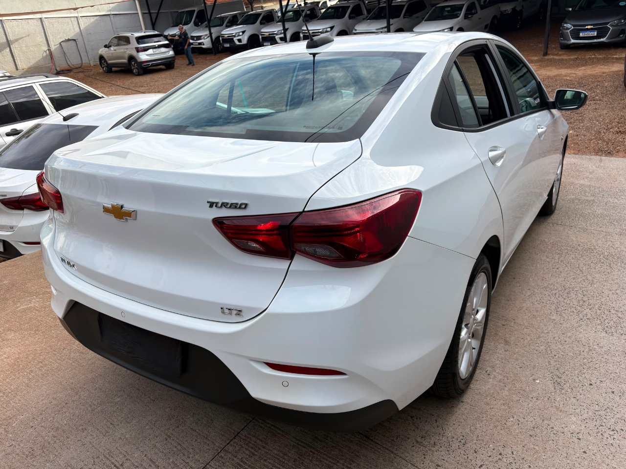 Chevrolet ONIX SEDAN Plus LTZ 1.0 12V TB Flex Aut. foto 4