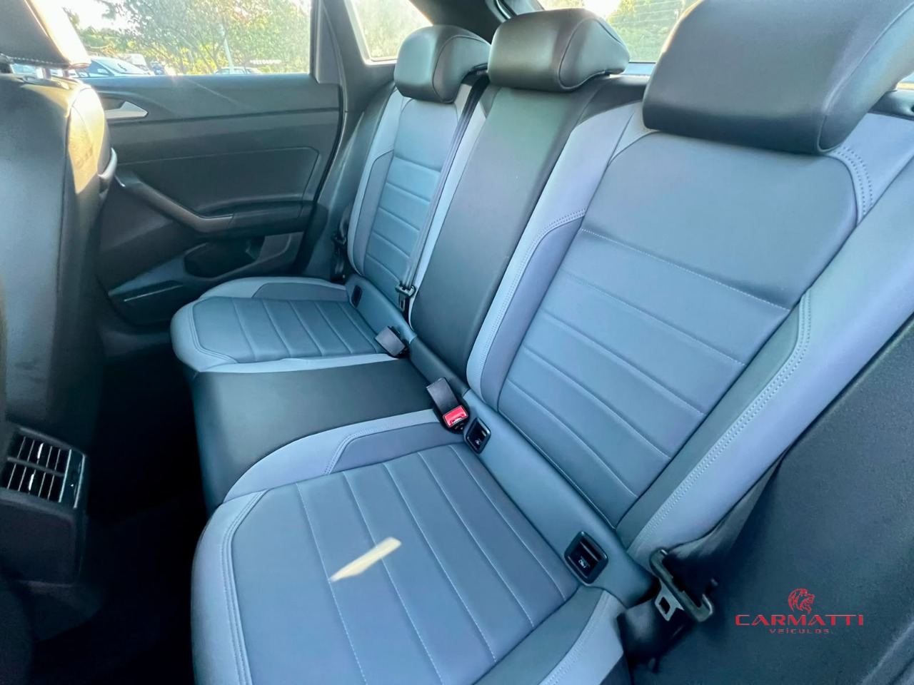 Volkswagen Nivus Highline 1.0 200 TSI Flex Aut. foto 8