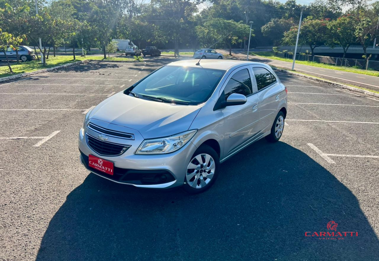 Chevrolet ONIX HATCH LT 1.0 8V FlexPower 5p Mec. foto 3