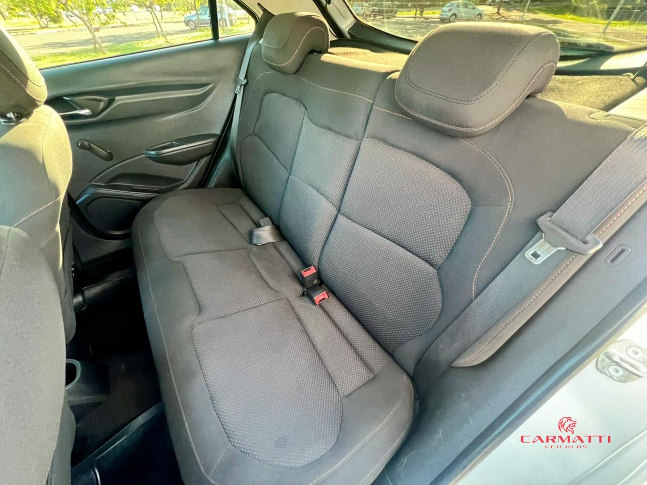 Chevrolet ONIX HATCH LT 1.0 8V FlexPower 5p Mec. foto 8