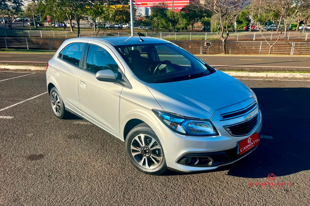 Chevrolet ONIX HATCH LTZ 1.4 8V FlexPower 5p Mec.