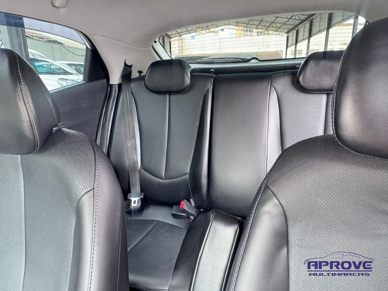 Hyundai HB20X Premium 1.6 Flex 16V Aut. foto 10