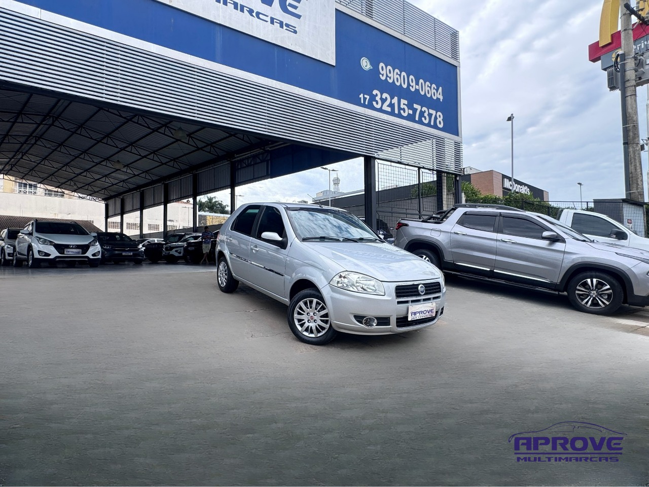 Fiat Palio ELX 1.4 Fire/30 Anos F. Flex 8V 4p 2