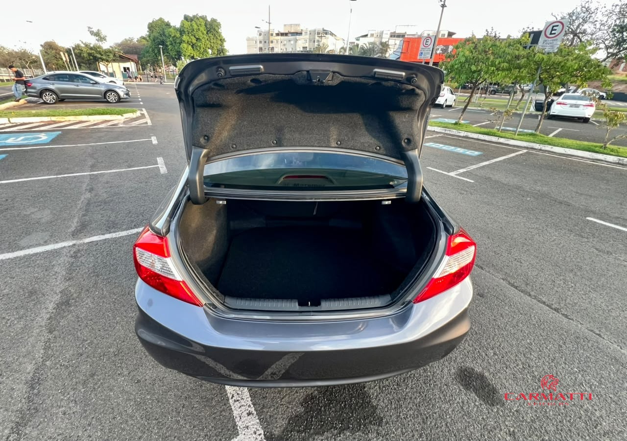 Honda Civic Sedan LXR 2.0 Flexone 16V Aut. 4p foto 10