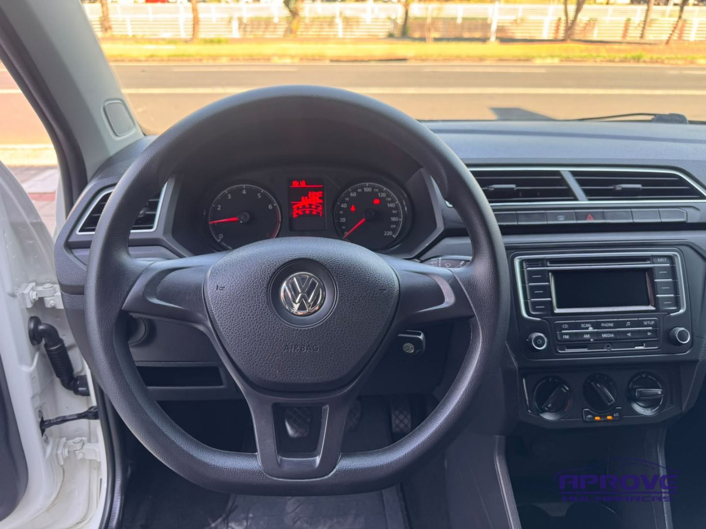Volkswagen VOYAGE 1.0 Flex 12V 4p foto 8