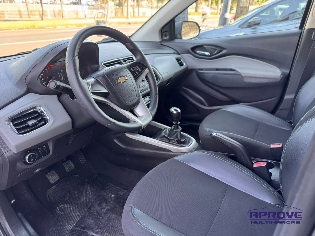 Chevrolet ONIX HATCH LT 1.0 8V FlexPower 5p Mec. foto 9