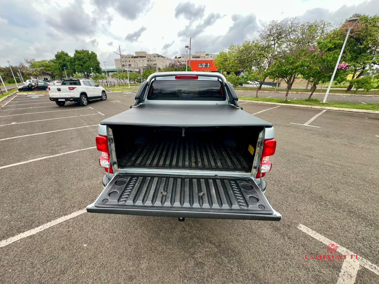 Chevrolet S10 Pick-Up LT 2.8 TDI 4x4 CD Diesel foto 10