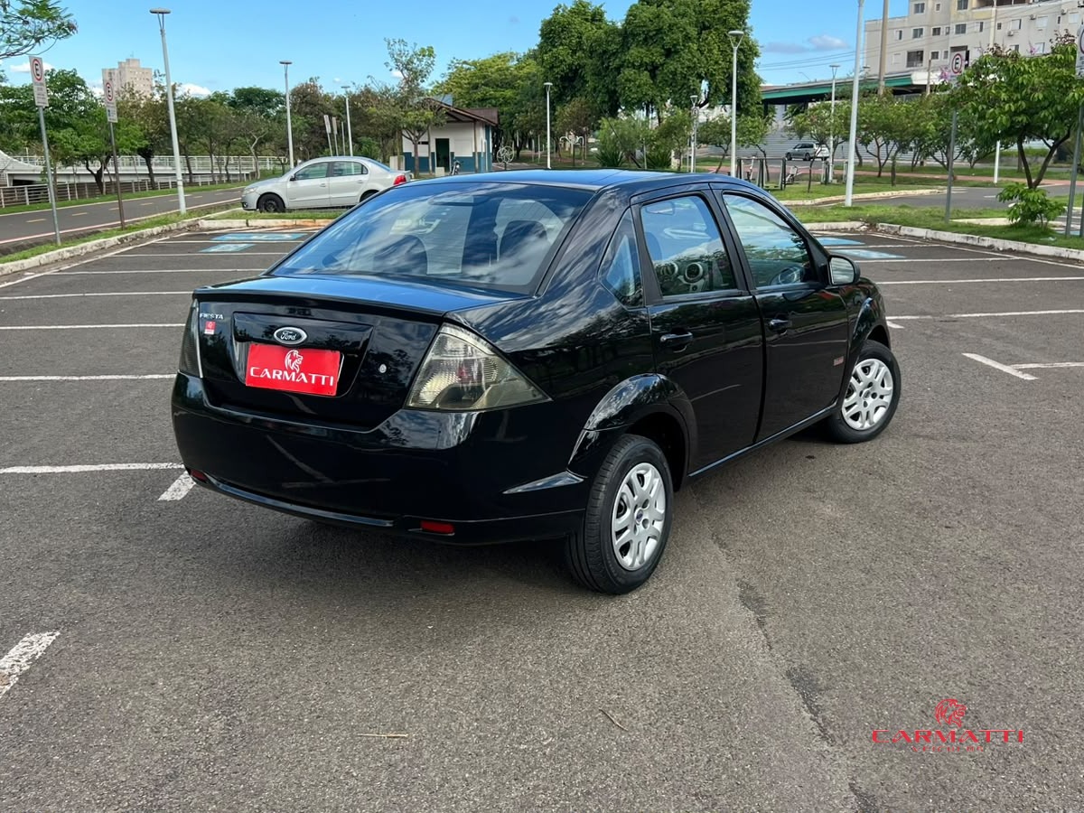 Ford Fiesta Sed. 1.6 8V Flex 4p foto 4