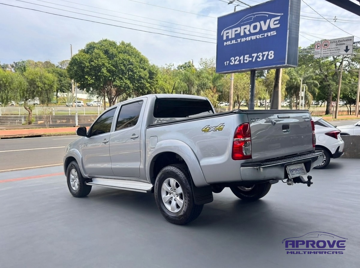Toyota Hilux CD SRV 4x4 2.7 Flex 16V Aut. foto 6