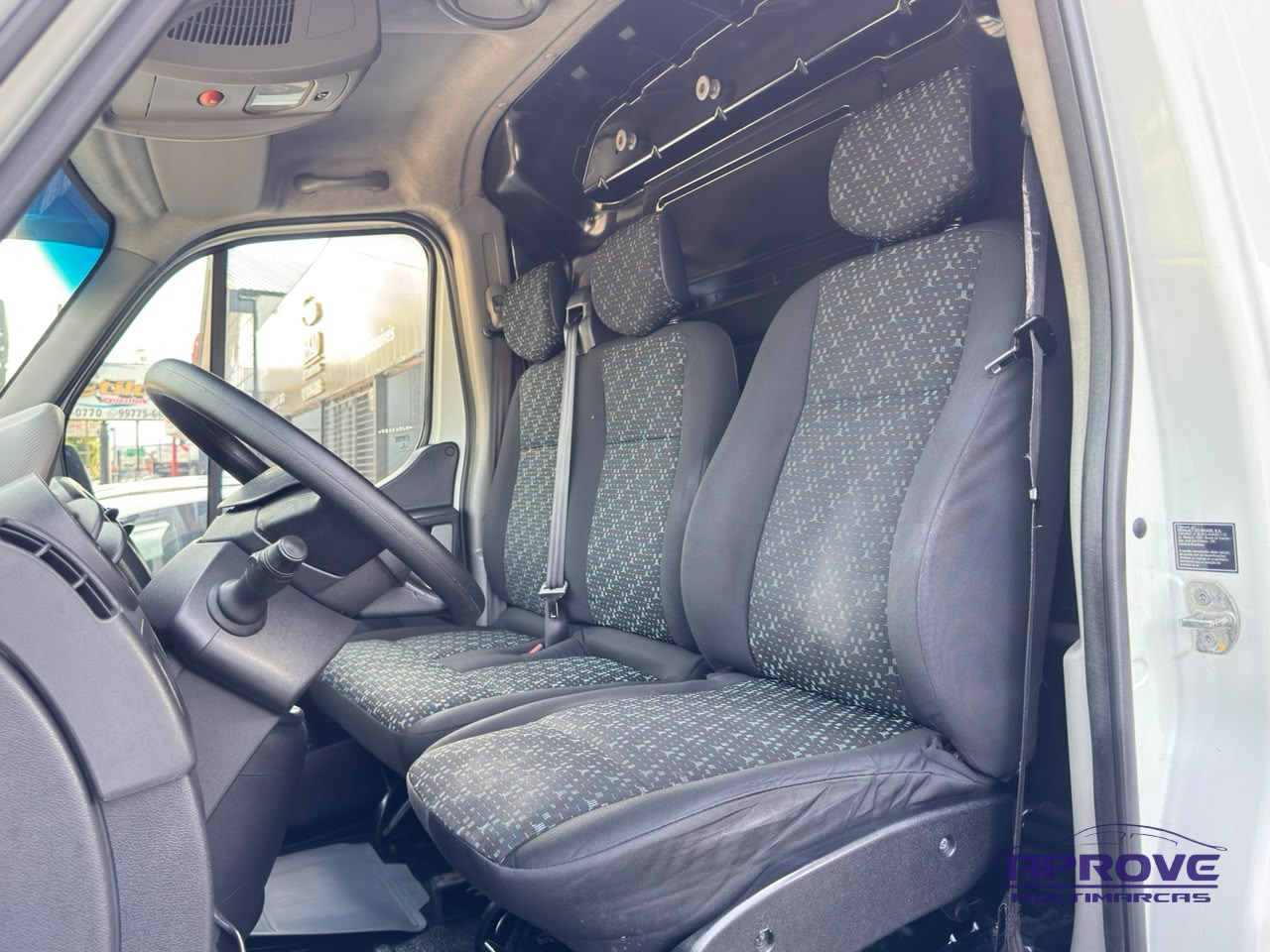 Renault Master 2.3 dCi Furgão 16V Diesel 8