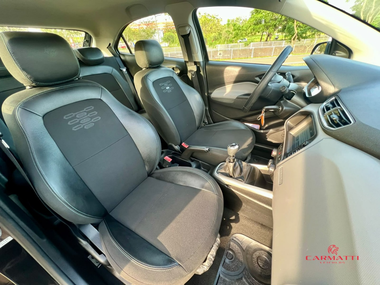 Chevrolet ONIX HATCH LT 1.0 8V FlexPower 5p Mec. foto 7
