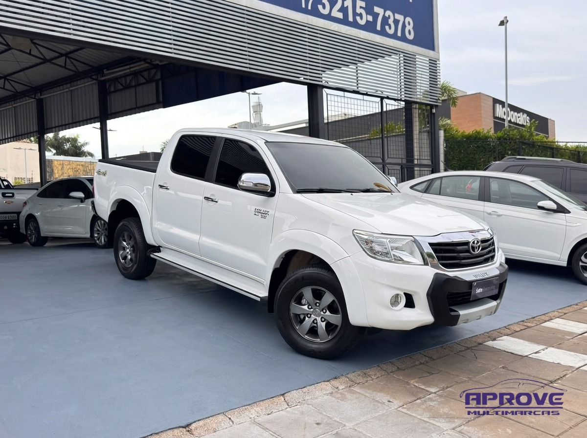 Toyota Hilux CD SRV 4x4 2.7 Flex 16V Aut. foto 2