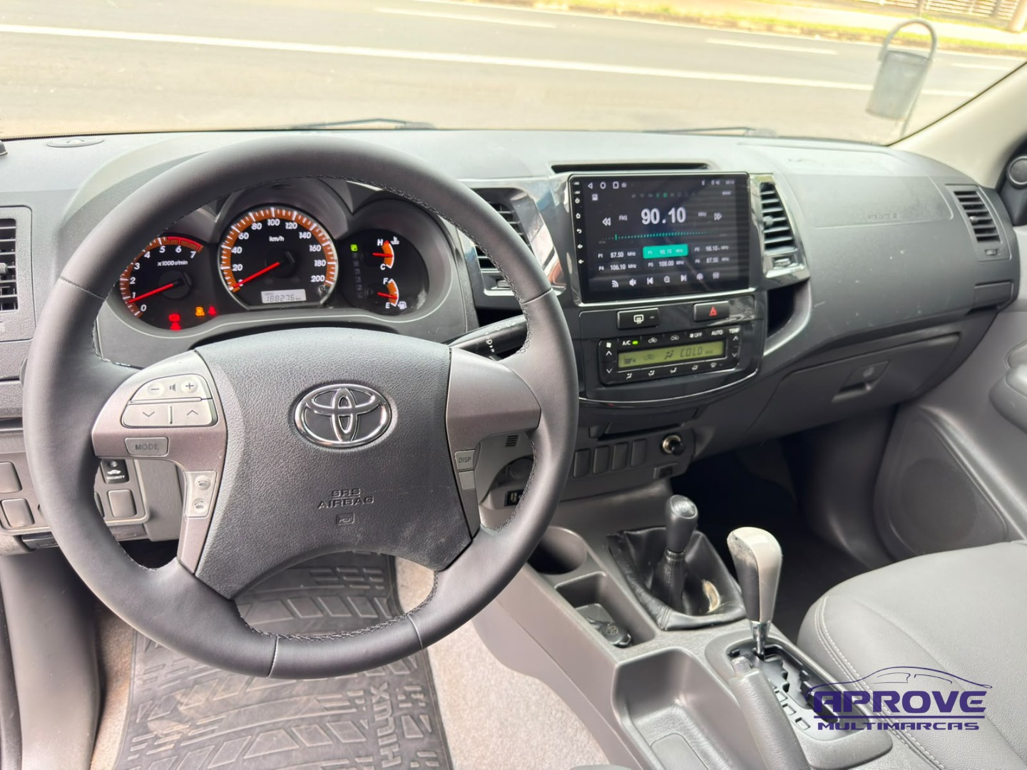 Toyota Hilux CD SRV 4x4 2.7 Flex 16V Aut. foto 8