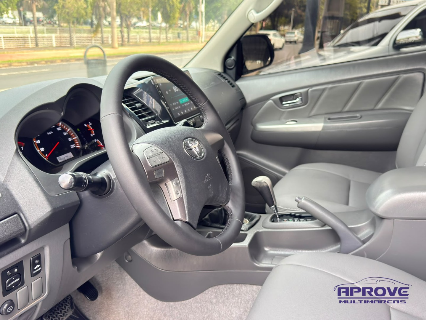 Toyota Hilux CD SRV 4x4 2.7 Flex 16V Aut. foto 11