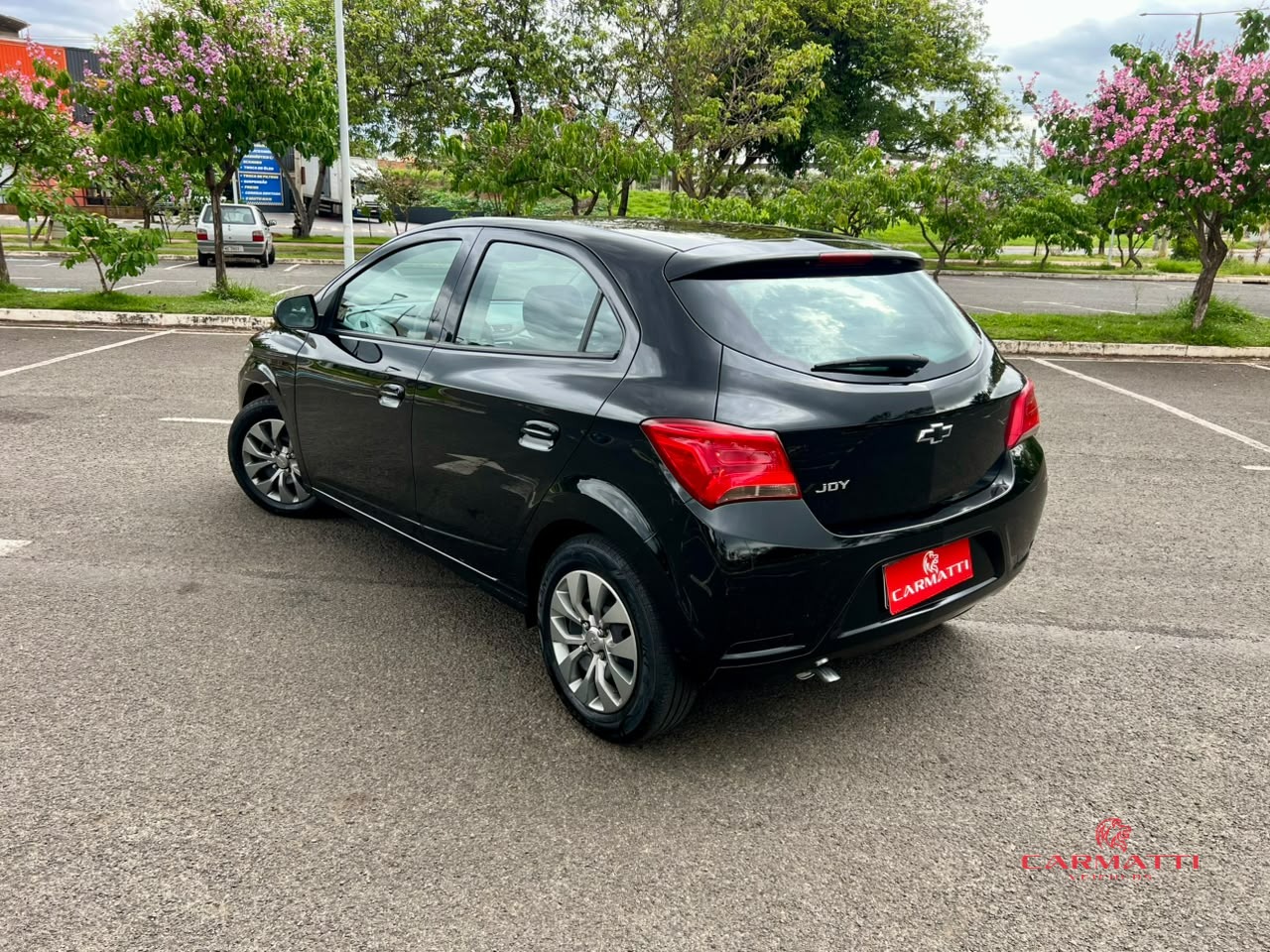 Chevrolet JOY Hatch 1.0 8V Black Edition Flex Mec. foto 2