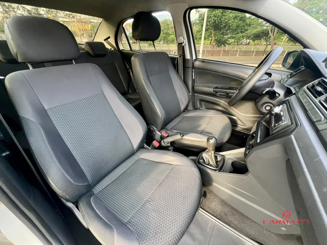 Volkswagen VOYAGE 1.6 MSI Flex 8V 4p foto 8